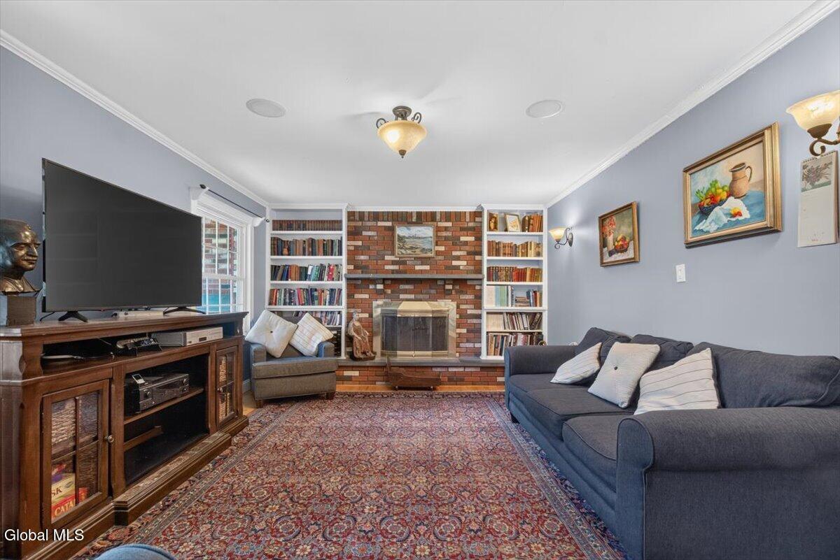 845 Northumberland Drive Niskayuna NY 12309