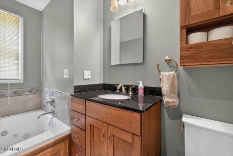 845 Northumberland Drive Niskayuna NY 12309