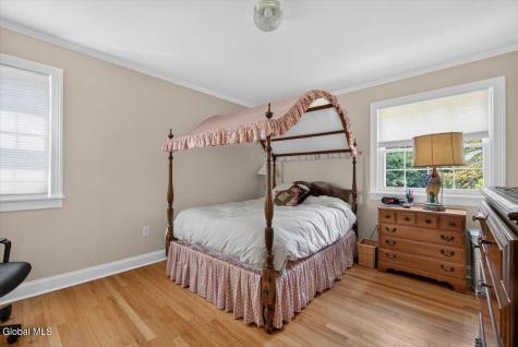 845 Northumberland Drive Niskayuna NY 12309