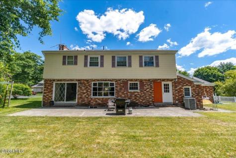 845 Northumberland Drive Niskayuna NY 12309