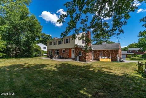 845 Northumberland Drive Niskayuna NY 12309