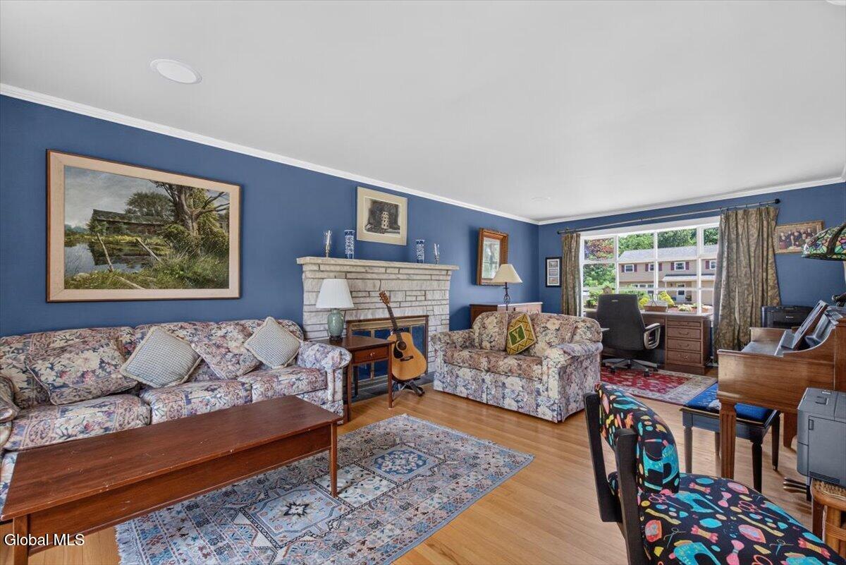 845 Northumberland Drive Niskayuna NY 12309