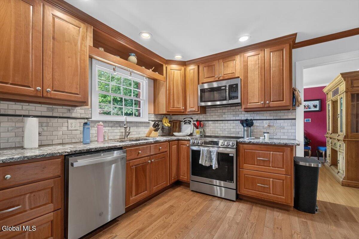 845 Northumberland Drive Niskayuna NY 12309