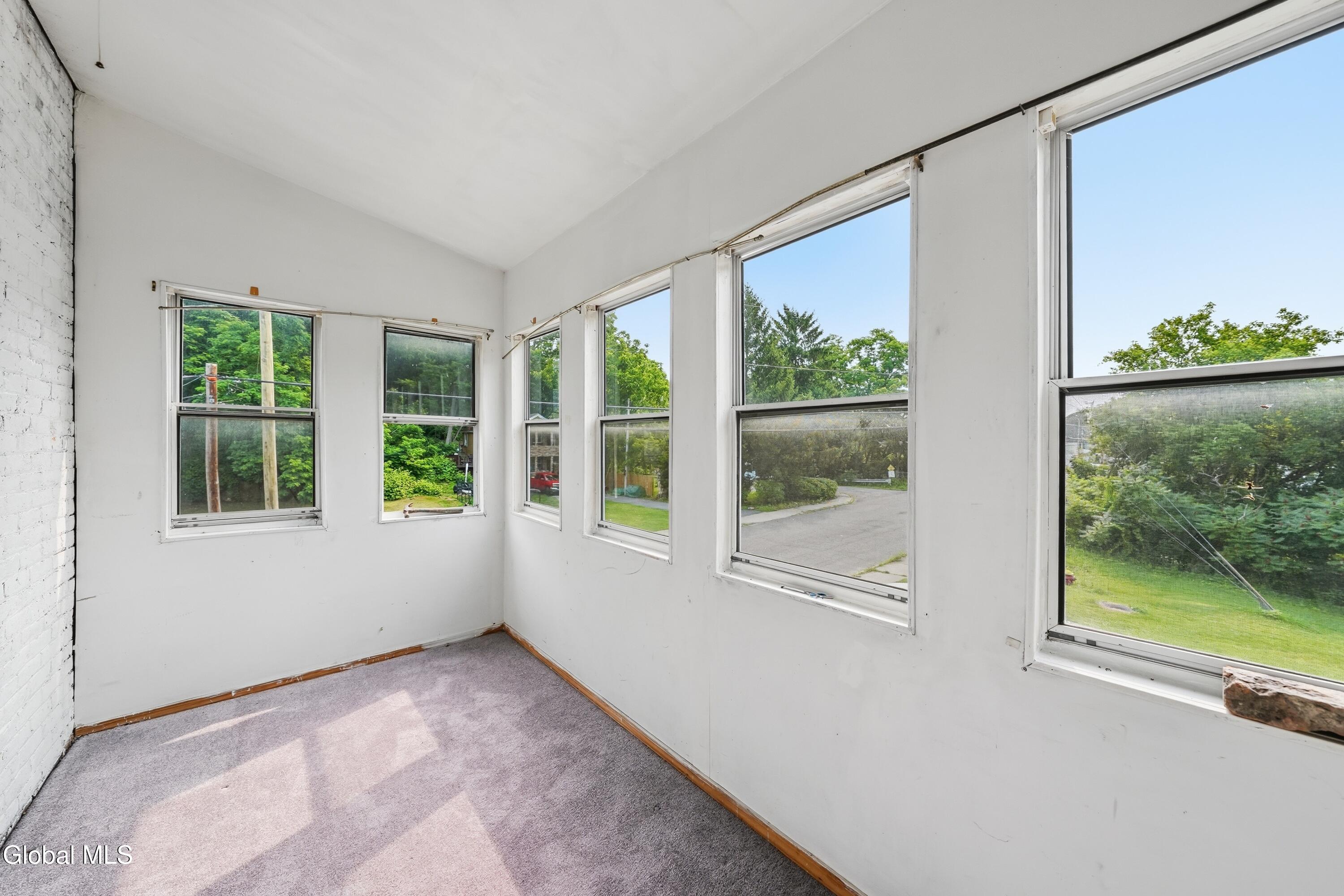 177 Florida Avenue Amsterdam NY 12010