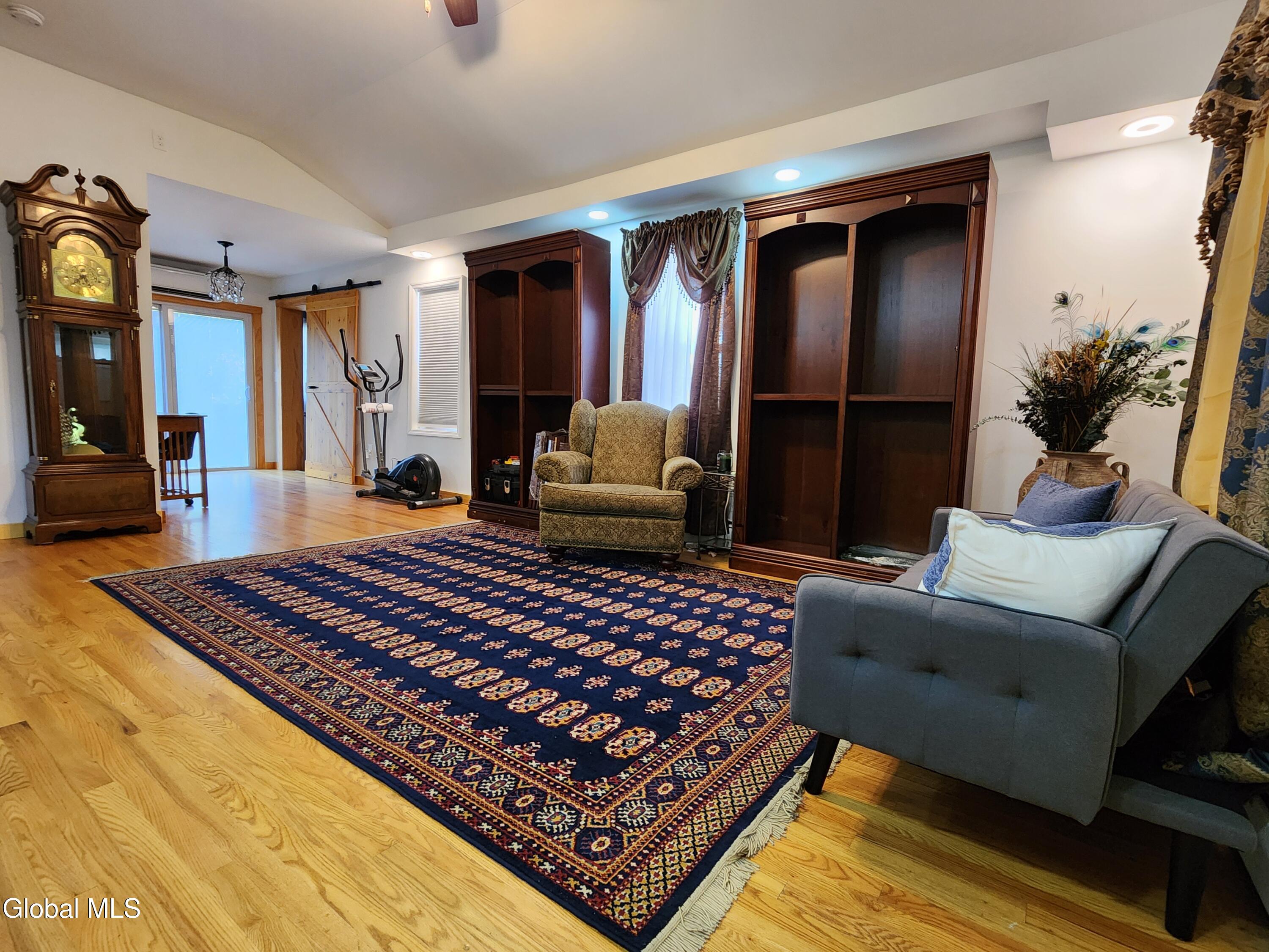 1003 River Road Schodack Landing NY 12156