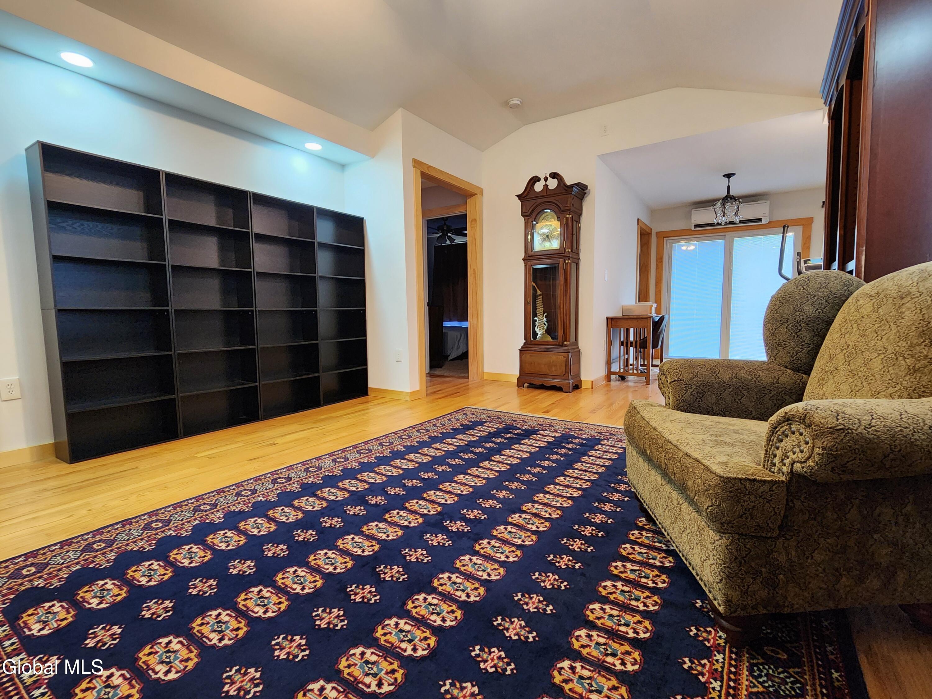 1003 River Road Schodack Landing NY 12156