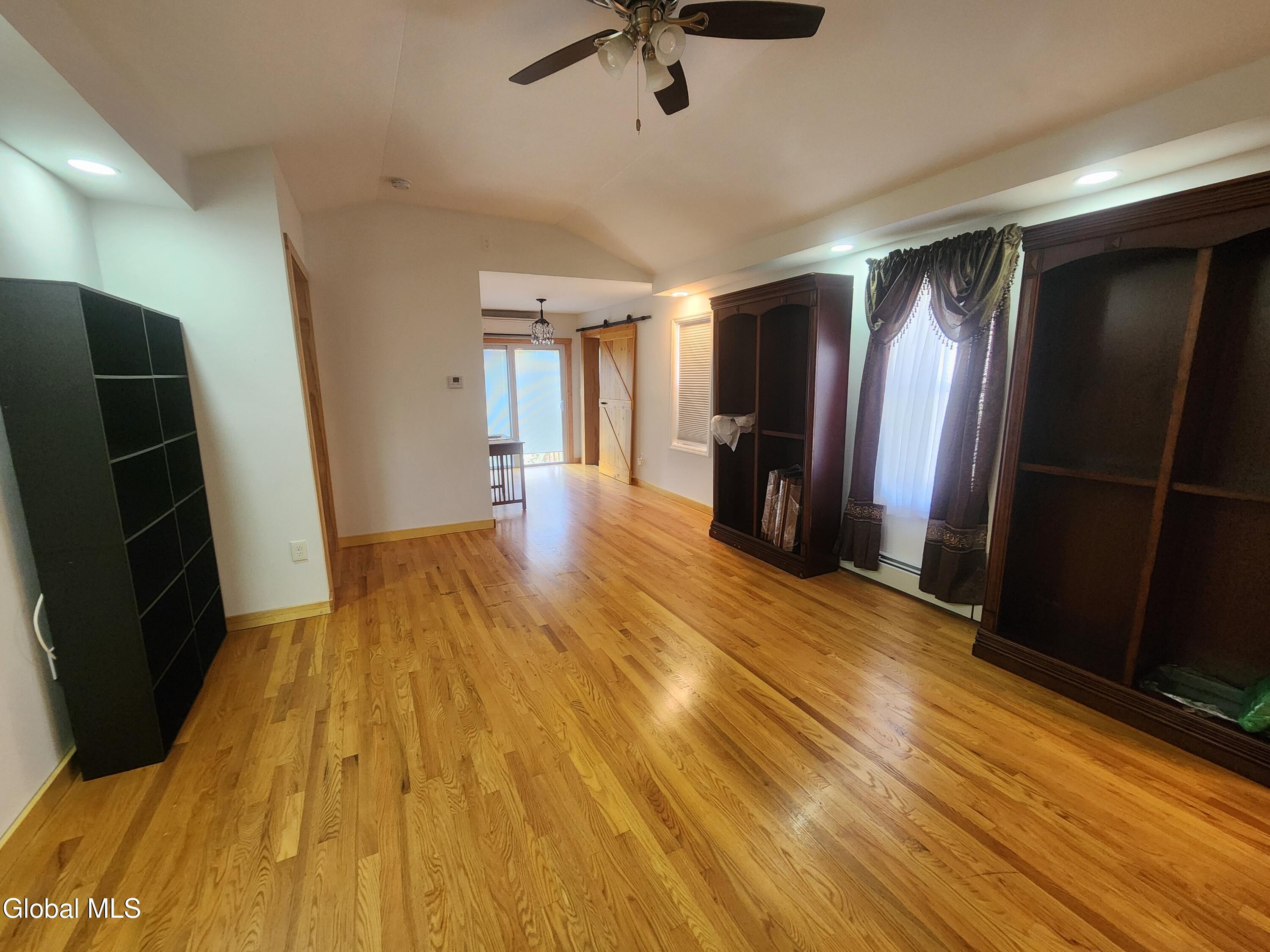 1003 River Road Schodack Landing NY 12156