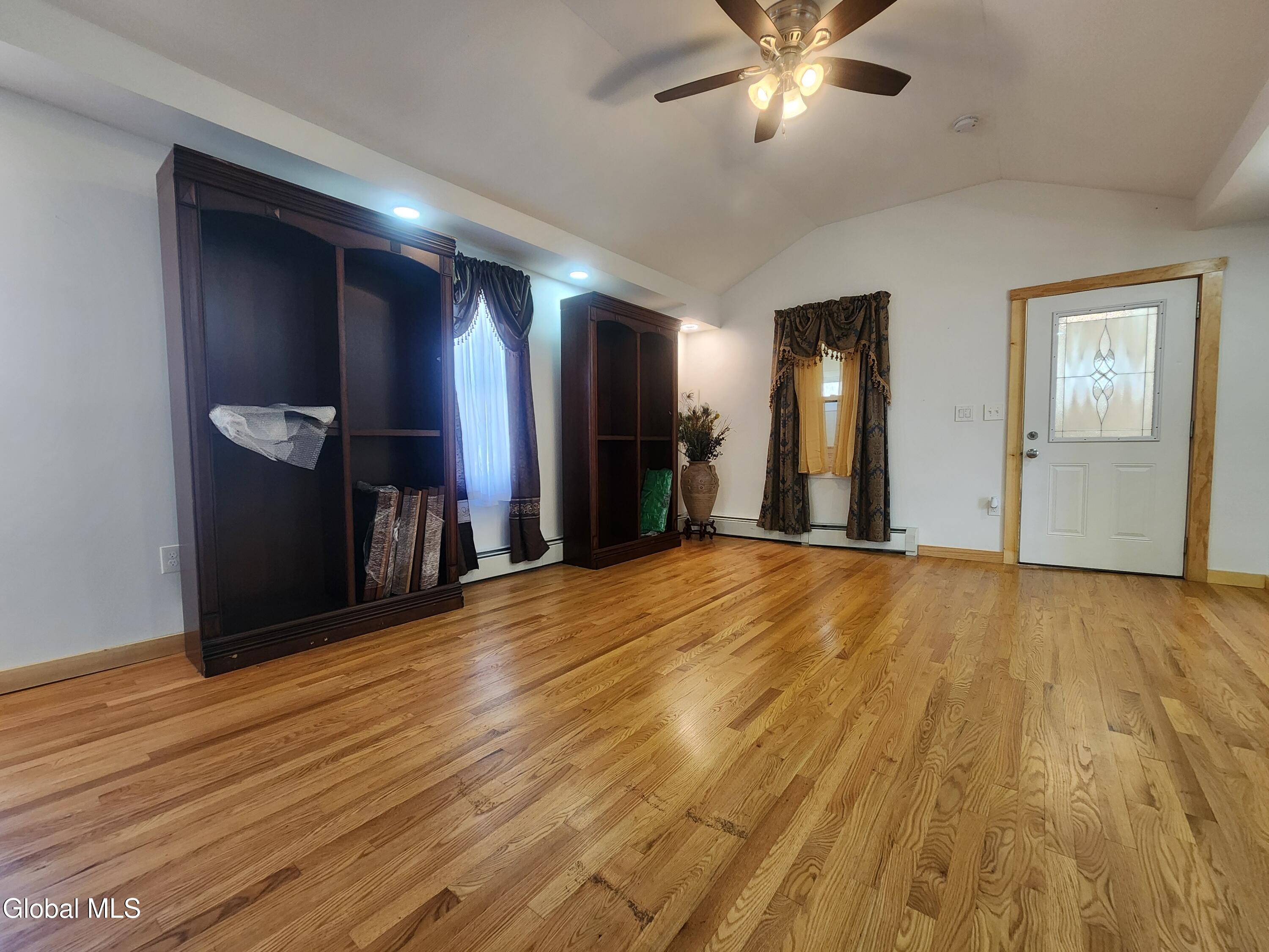1003 River Road Schodack Landing NY 12156