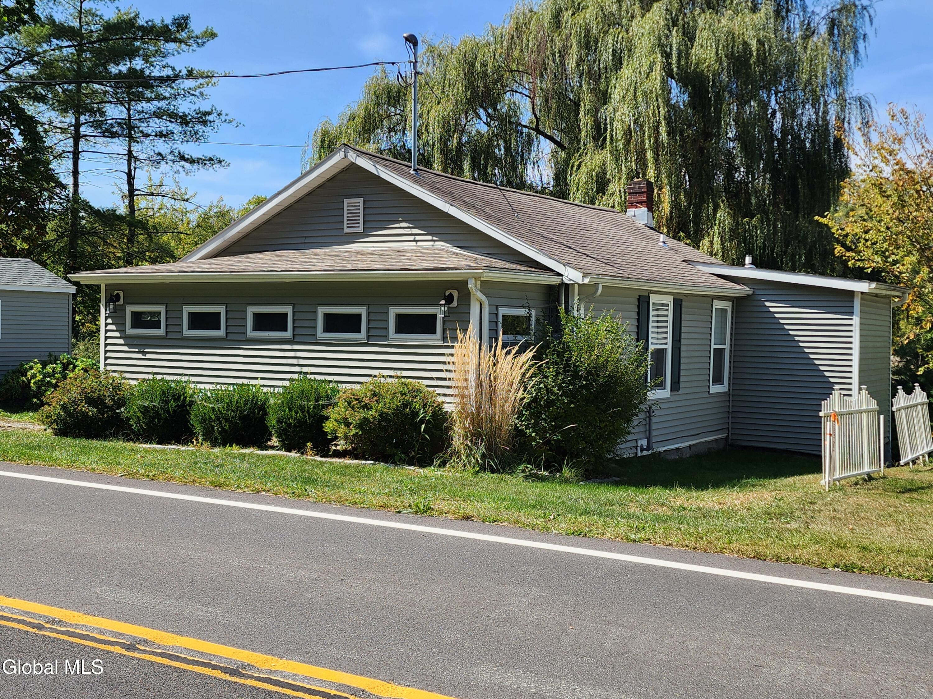 1003 River Road Schodack Landing NY 12156