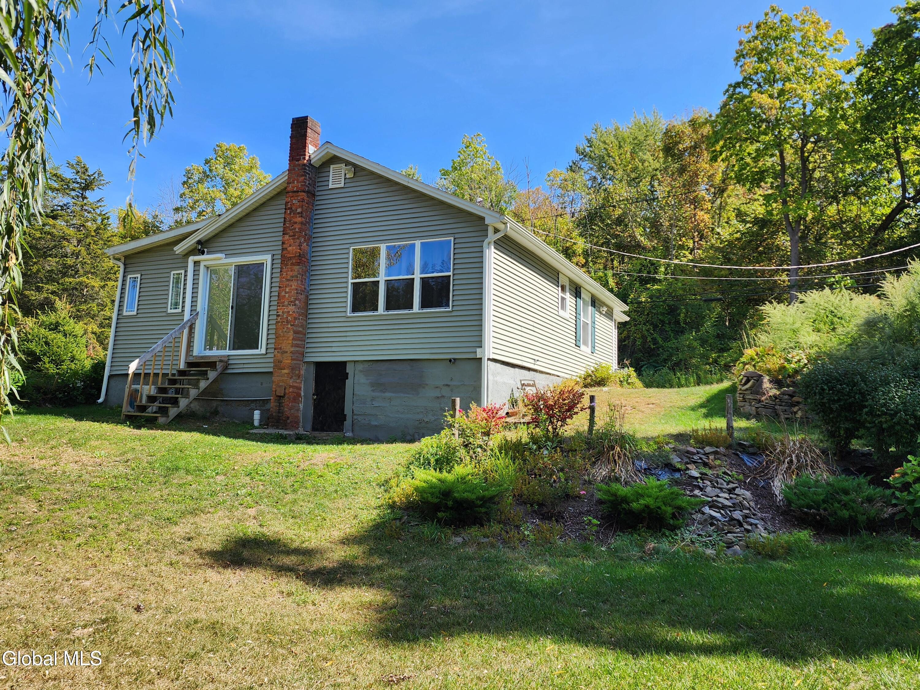 1003 River Road Schodack Landing NY 12156