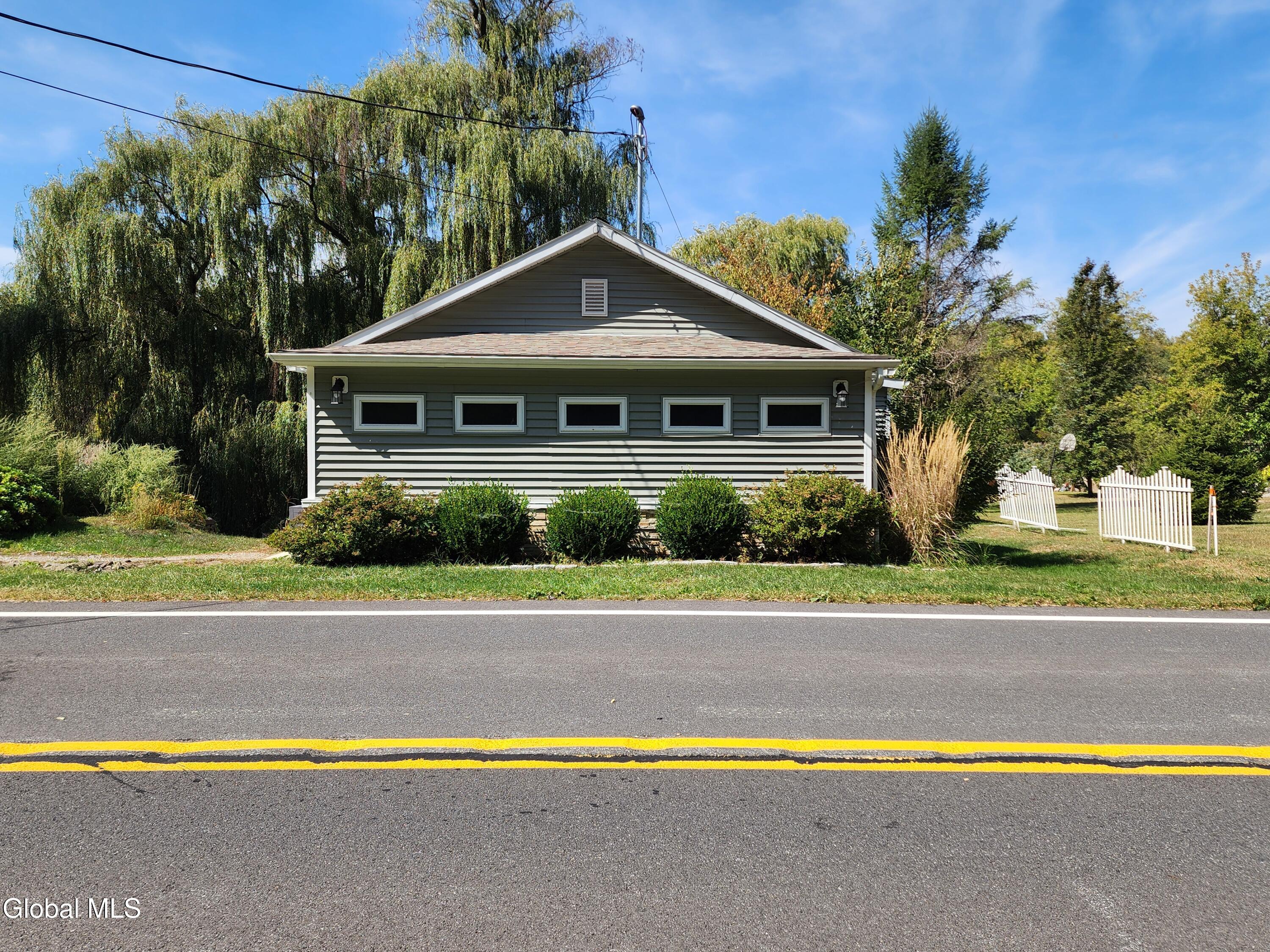 1003 River Road Schodack Landing NY 12156