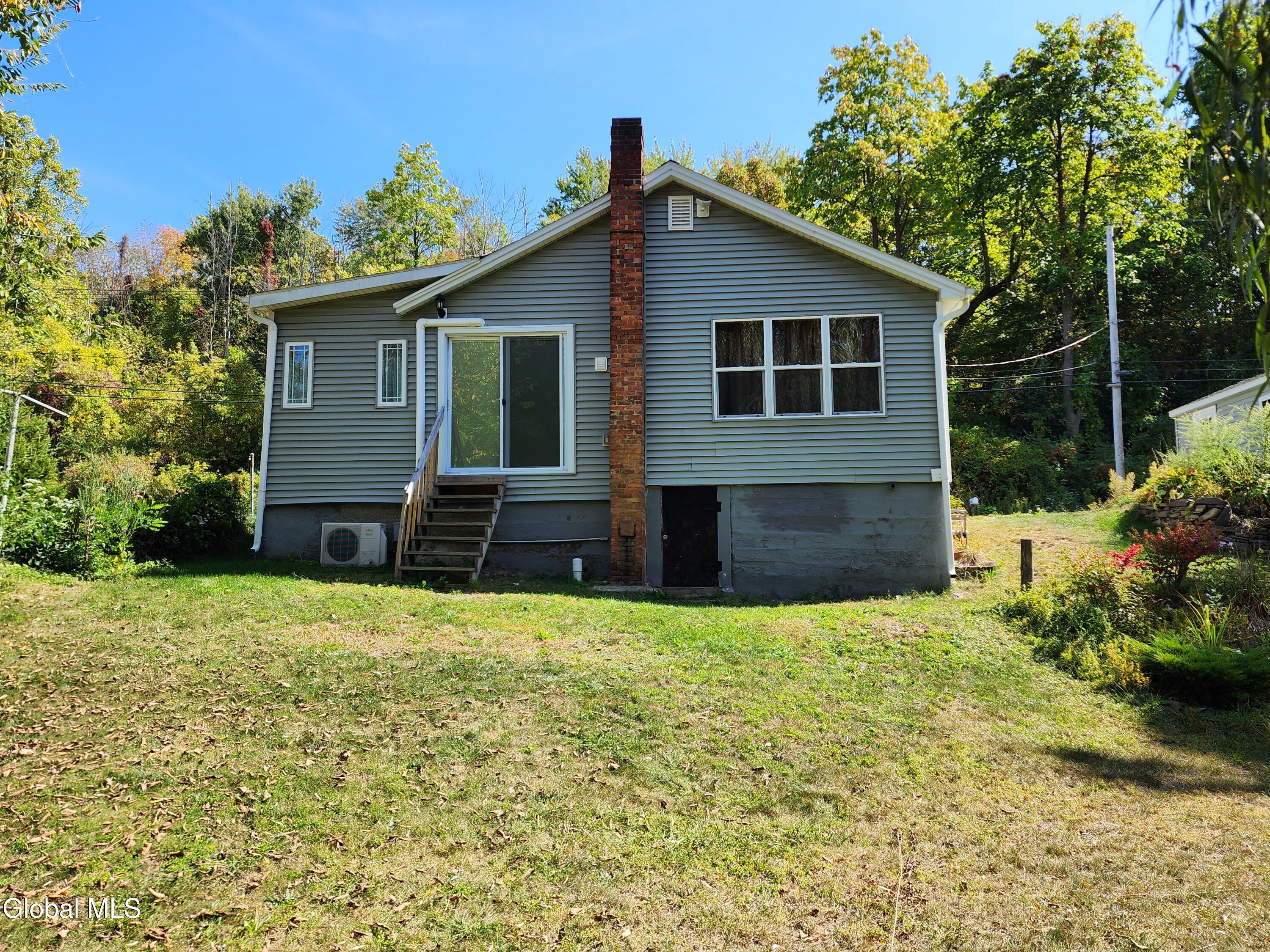 1003 River Road Schodack Landing NY 12156