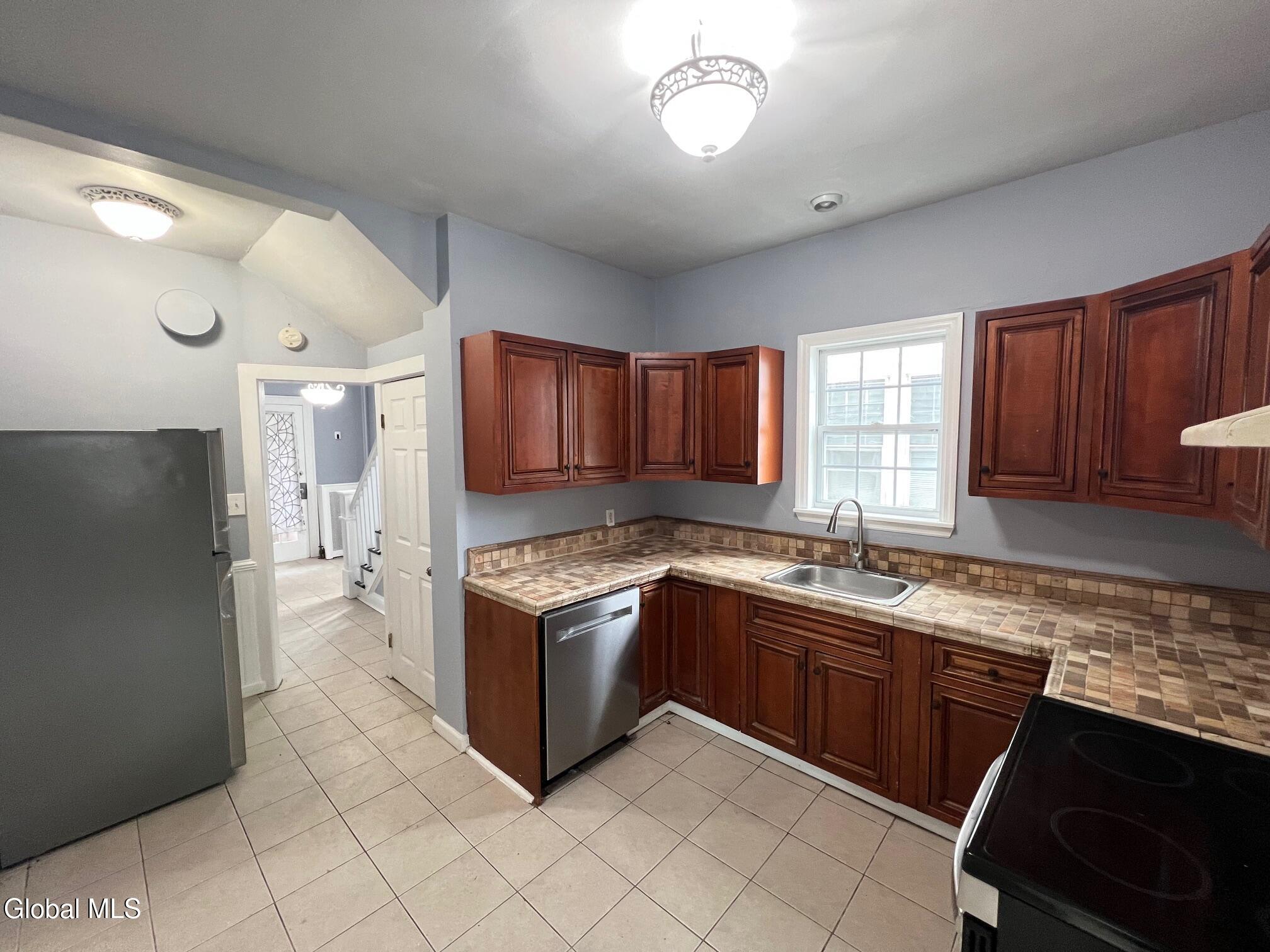 17 Winthrop Avenue Albany NY 12203