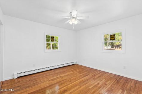 82 N Lincoln Street Mechanicville NY 12118