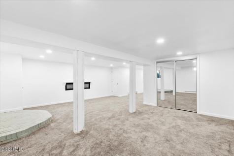 82 N Lincoln Street Mechanicville NY 12118