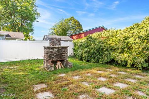 82 N Lincoln Street Mechanicville NY 12118