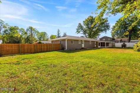 82 N Lincoln Street Mechanicville NY 12118