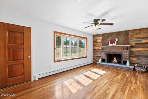 82 N Lincoln Street Mechanicville NY 12118