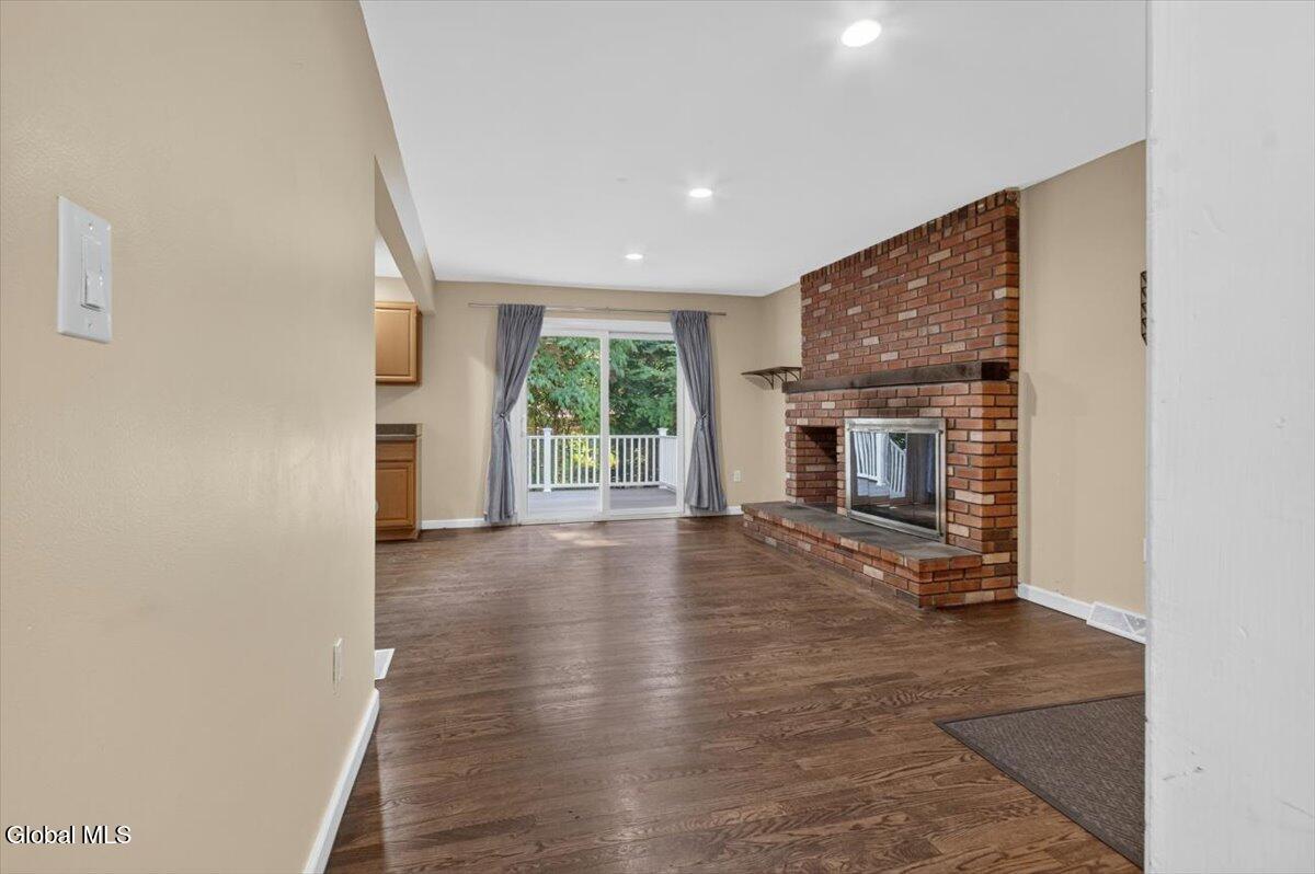 33 Jones Road Saratoga Springs NY 12866