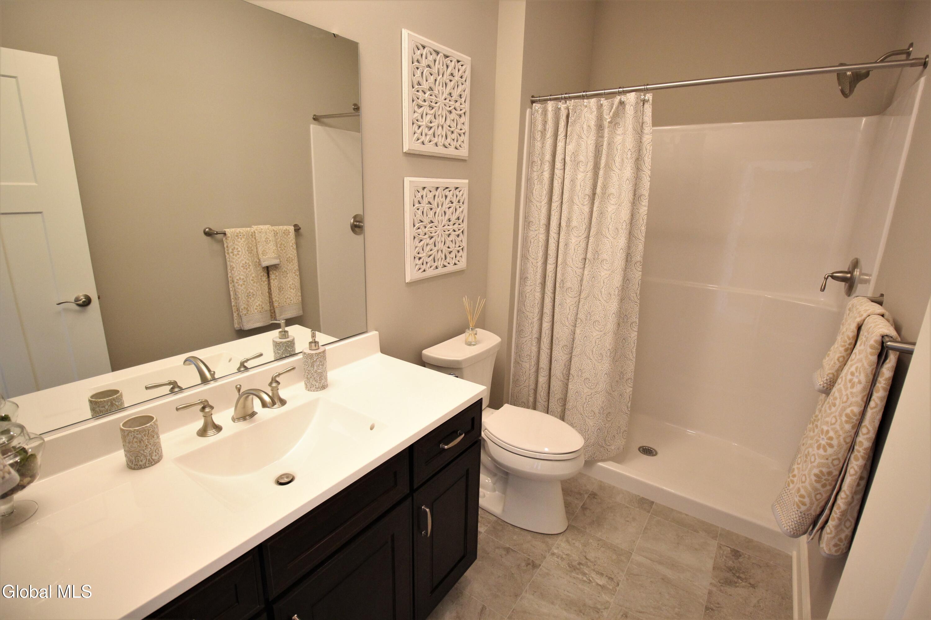 13 Wyatt's Way Clifton Park NY 12065