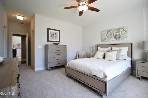 13 Wyatt's Way Clifton Park NY 12065