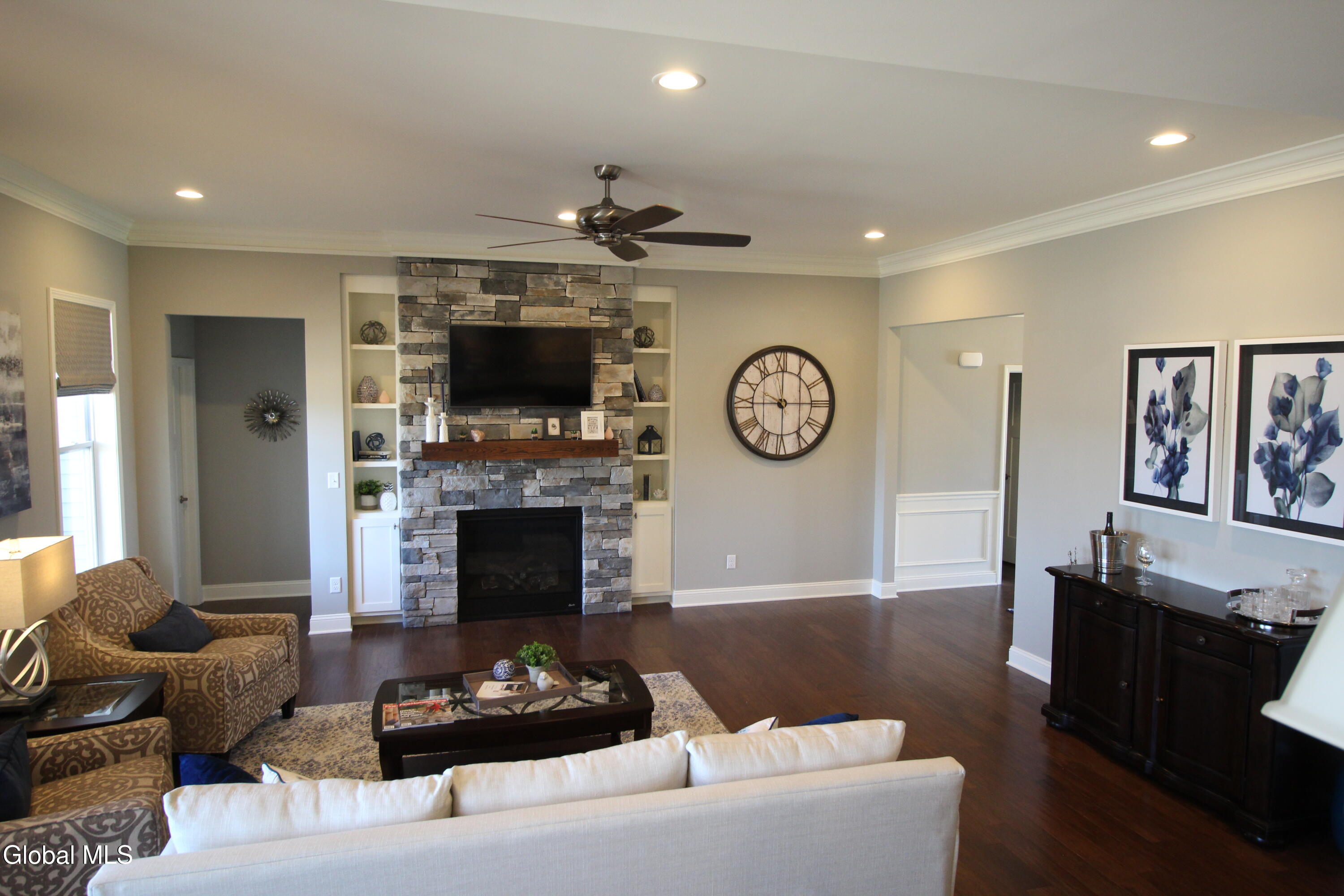 13 Wyatt's Way Clifton Park NY 12065