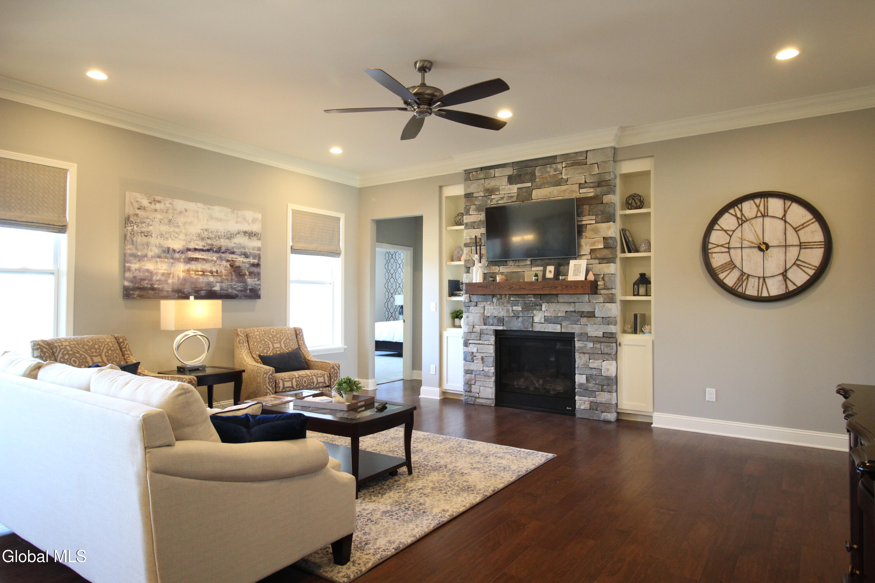 13 Wyatt's Way Clifton Park NY 12065