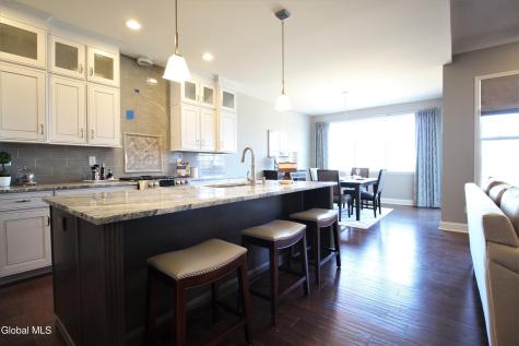 13 Wyatt's Way Clifton Park NY 12065