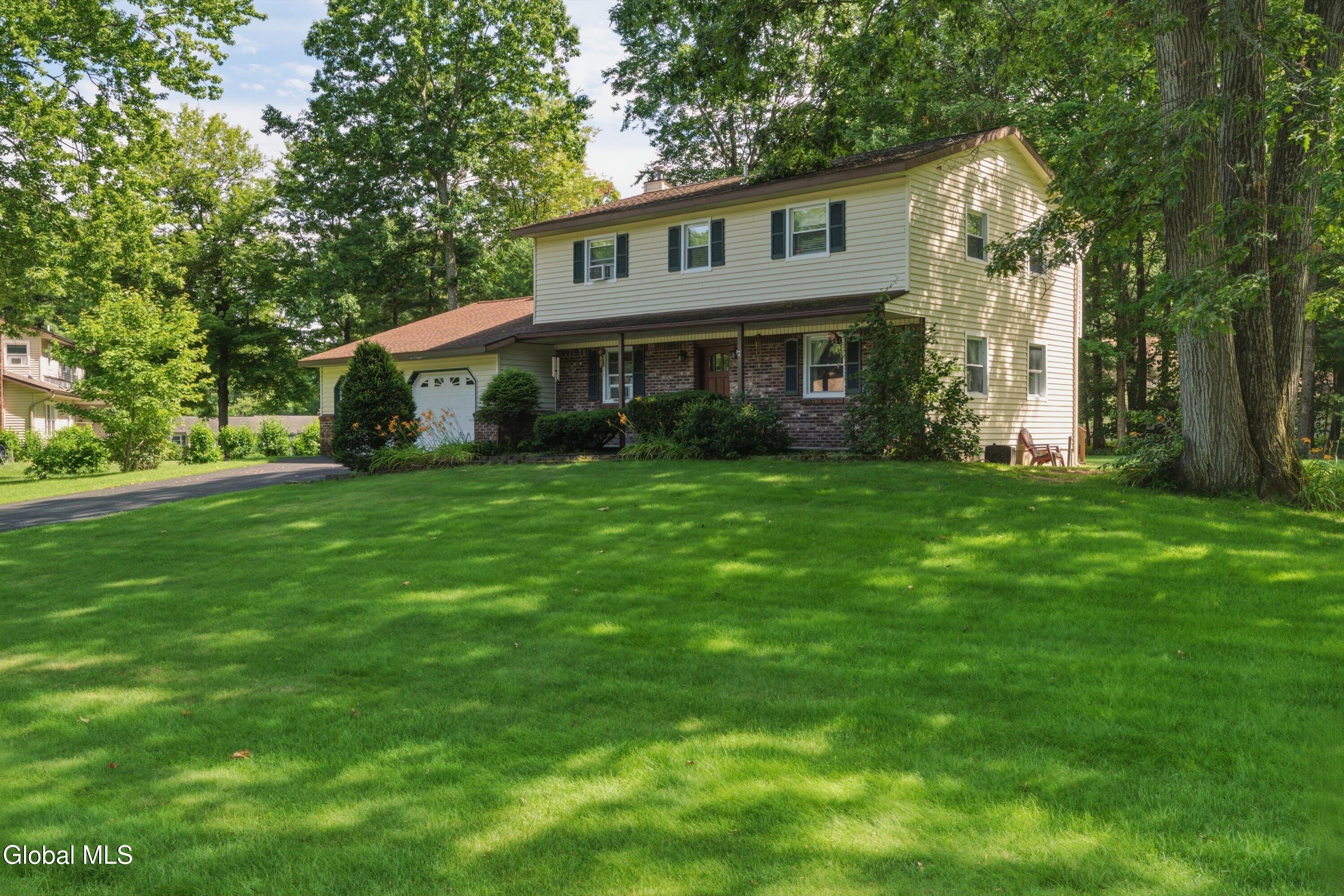 42 Brookline Drive Clifton Park NY 12065