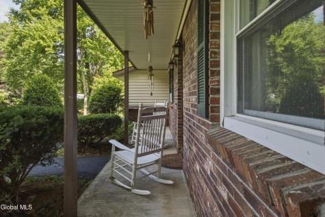 42 Brookline Drive Clifton Park NY 12065