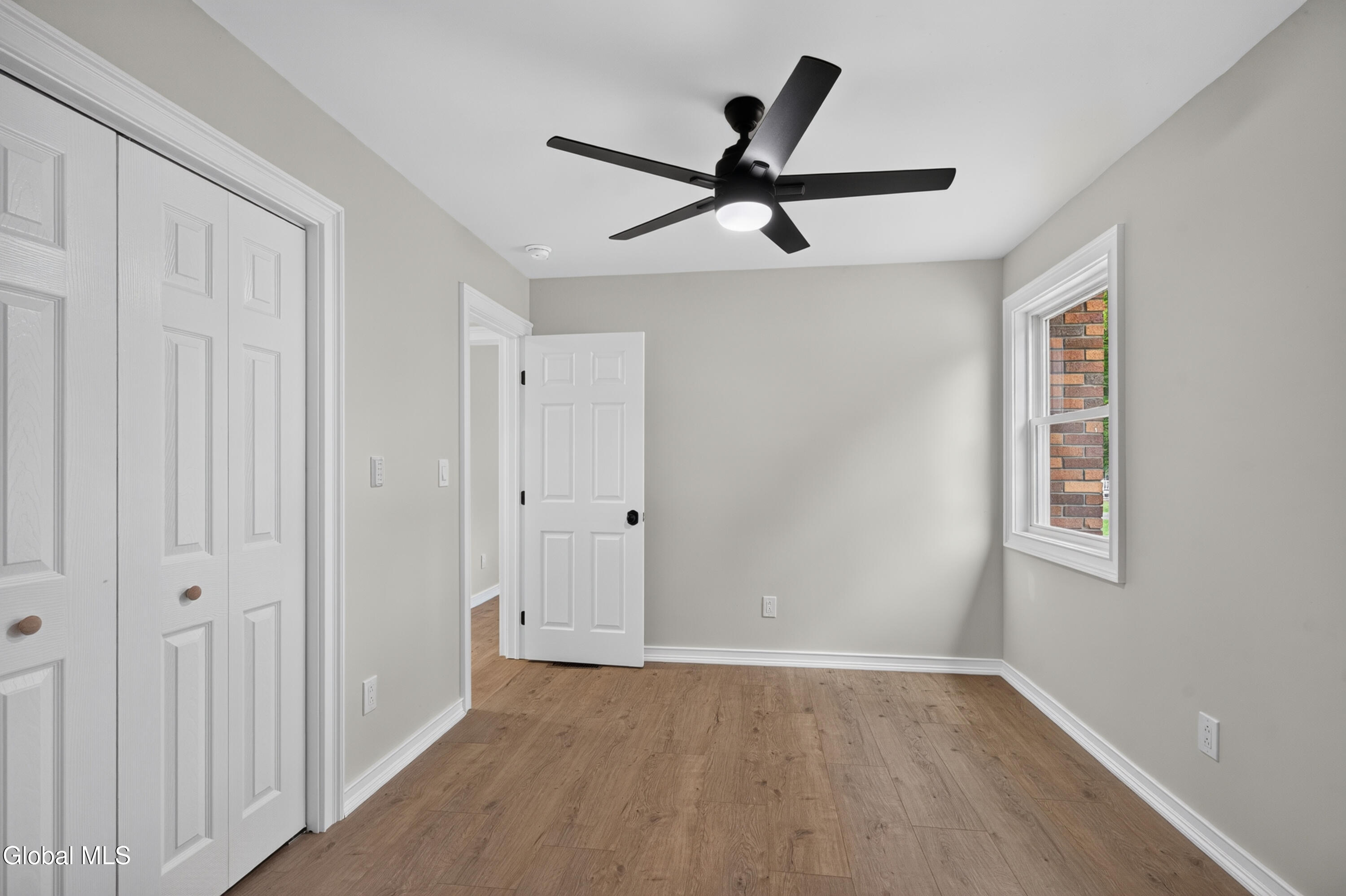 11 Mcdermott Road Mechanicville NY 12118