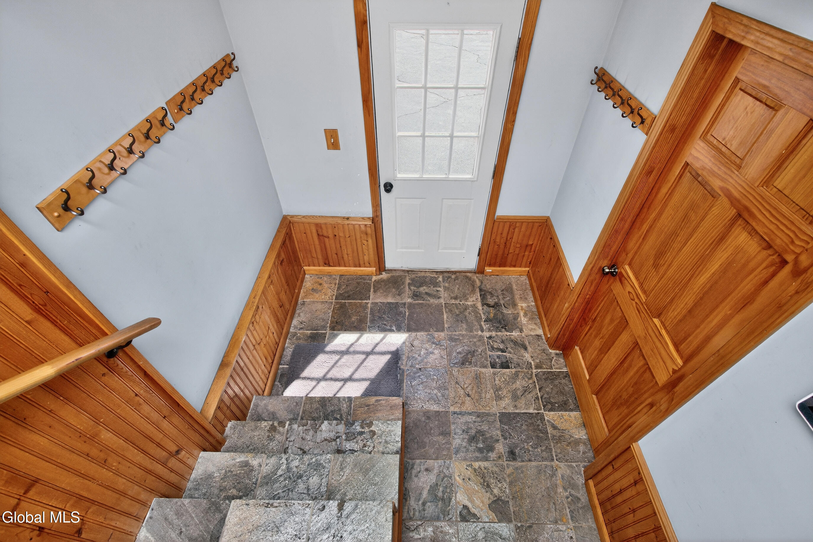 531 Delaware Avenue Delmar NY 12054