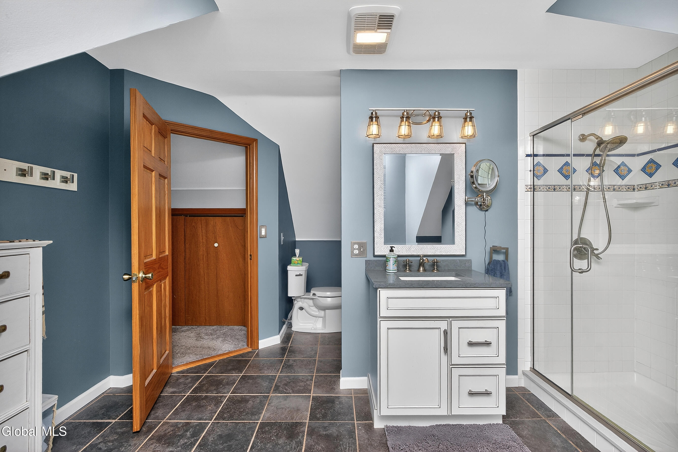 531 Delaware Avenue Delmar NY 12054