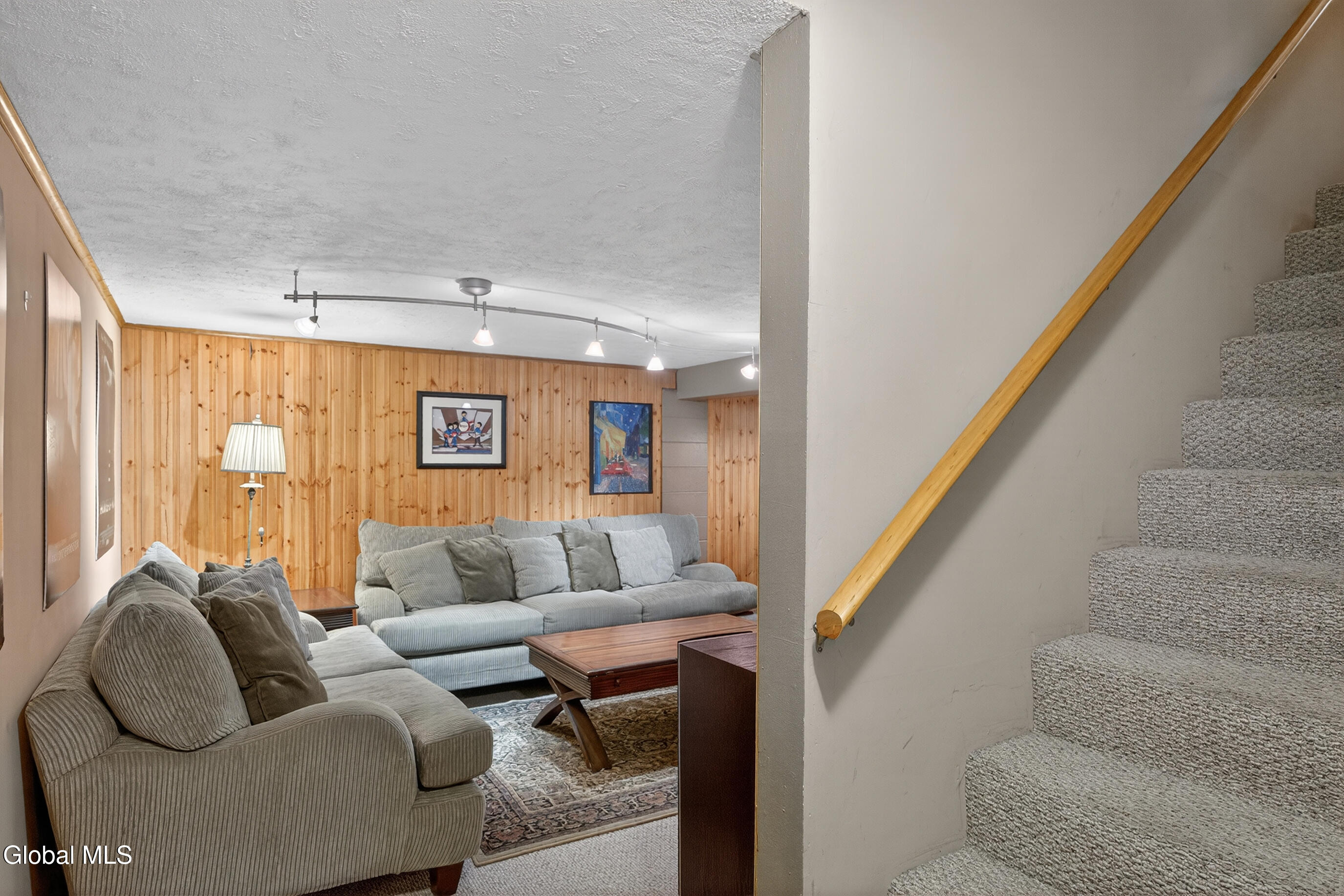 531 Delaware Avenue Delmar NY 12054