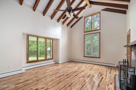 139 Auser Road Esperance NY 12066