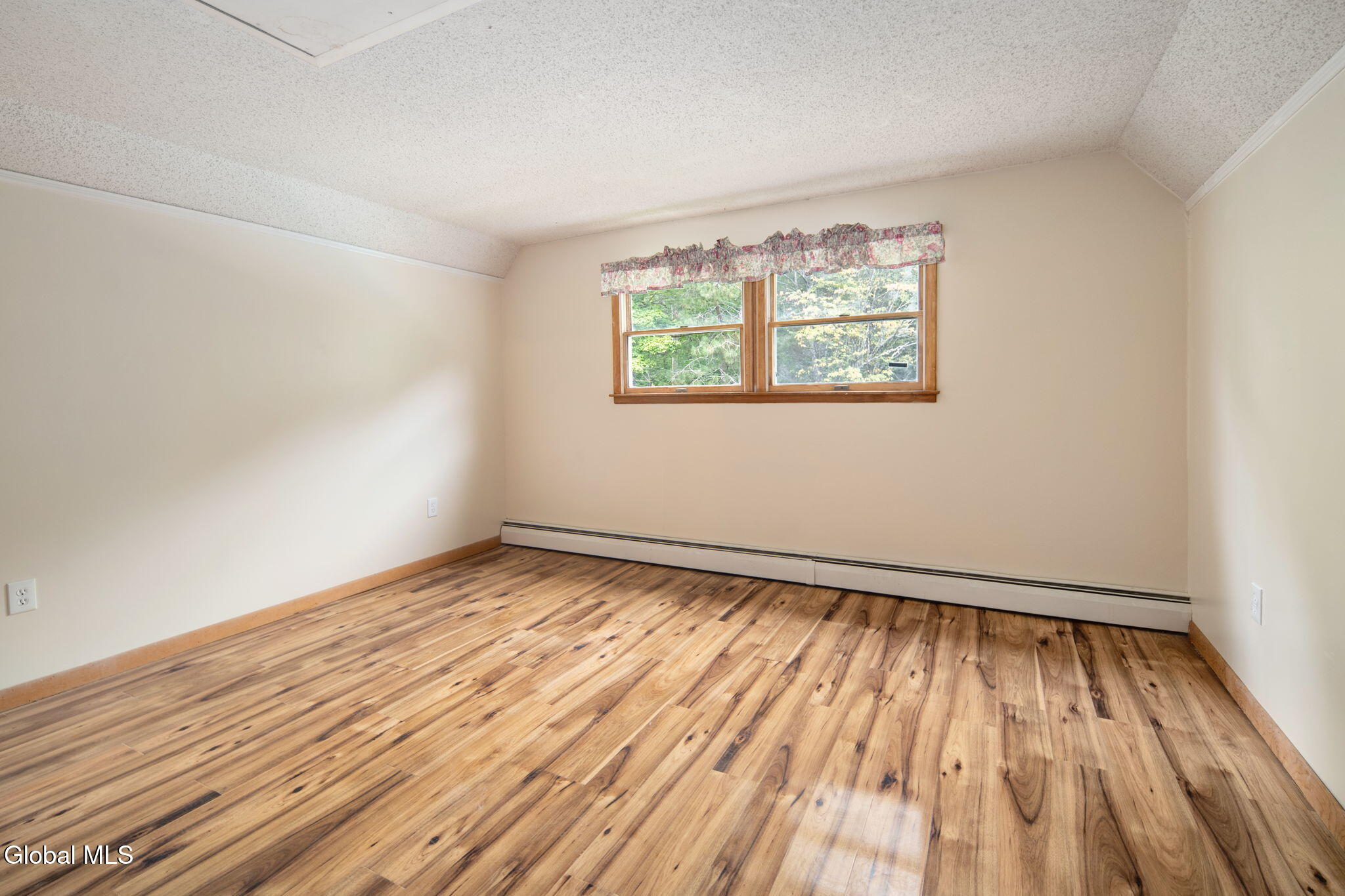 139 Auser Road Esperance NY 12066