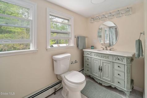 139 Auser Road Esperance NY 12066