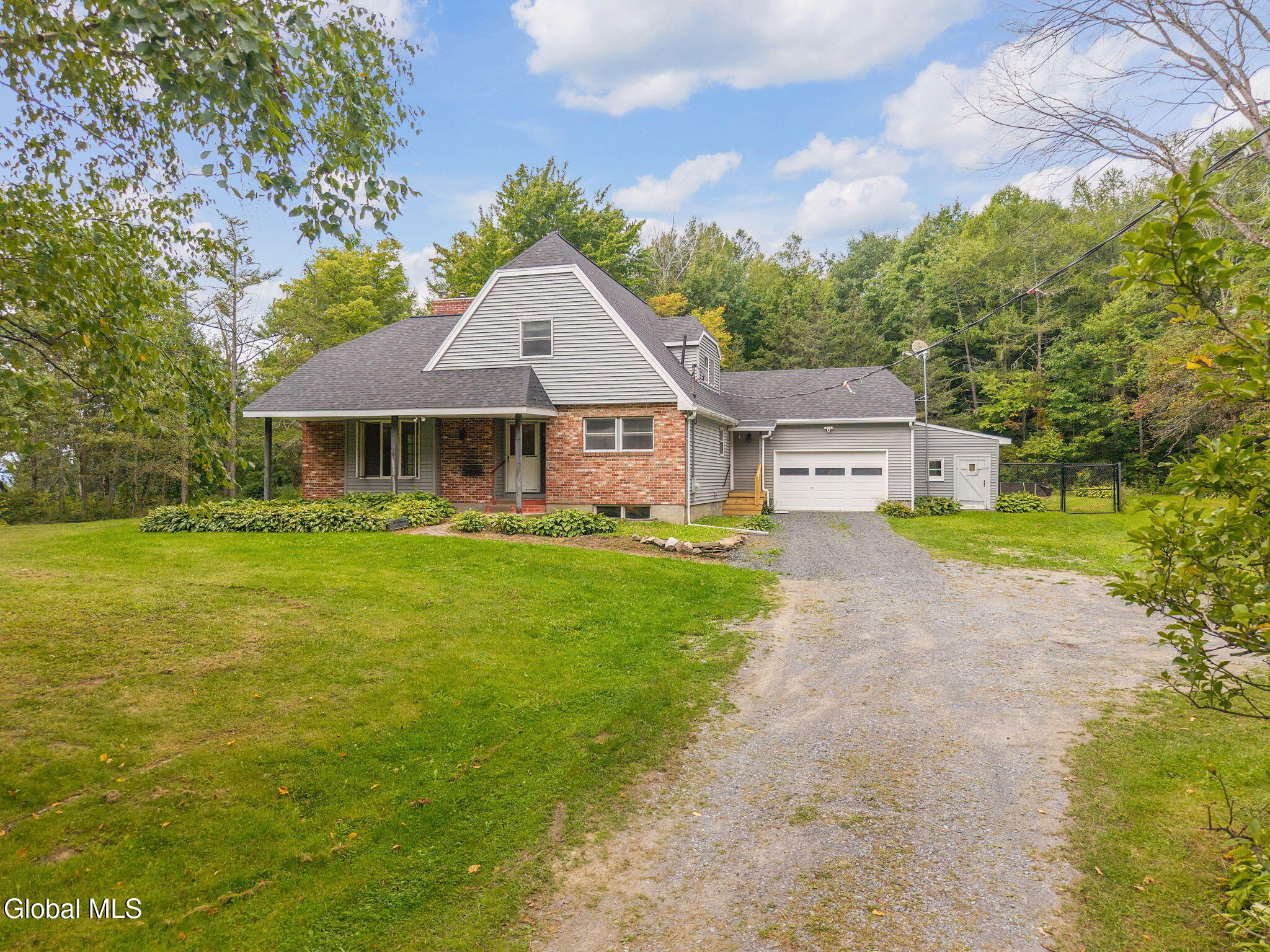 139 Auser Road Esperance NY 12066