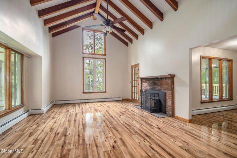 139 Auser Road Esperance NY 12066