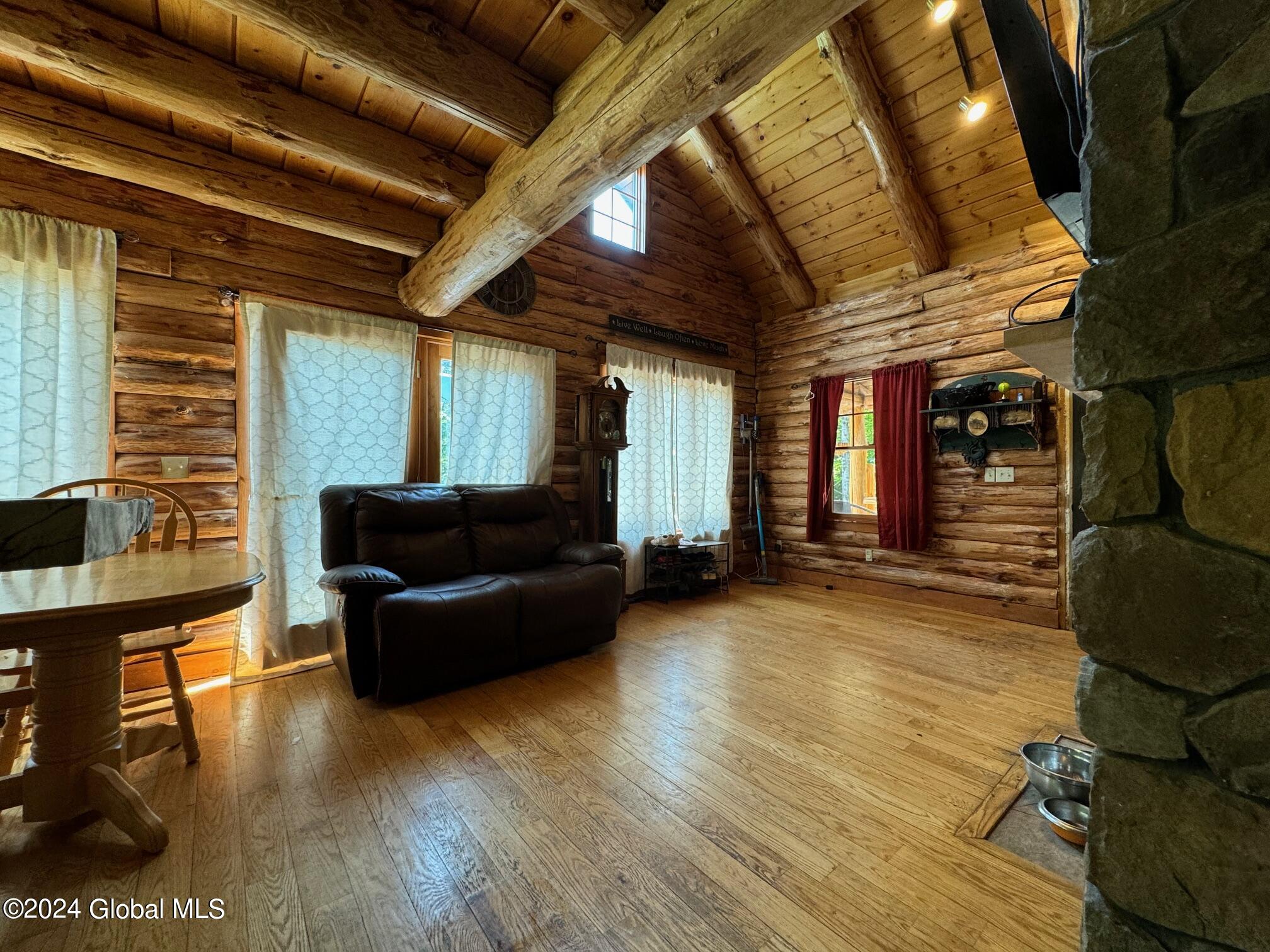 75 Forest Way Ticonderoga NY 12883