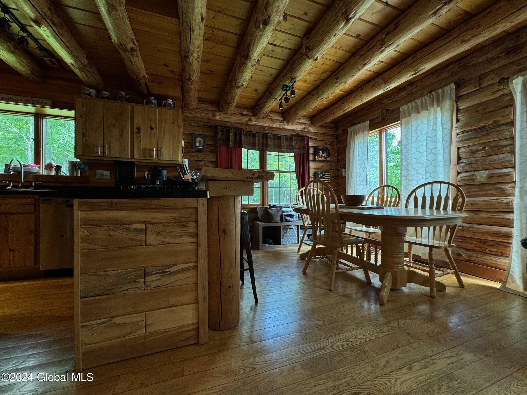 75 Forest Way Ticonderoga NY 12883