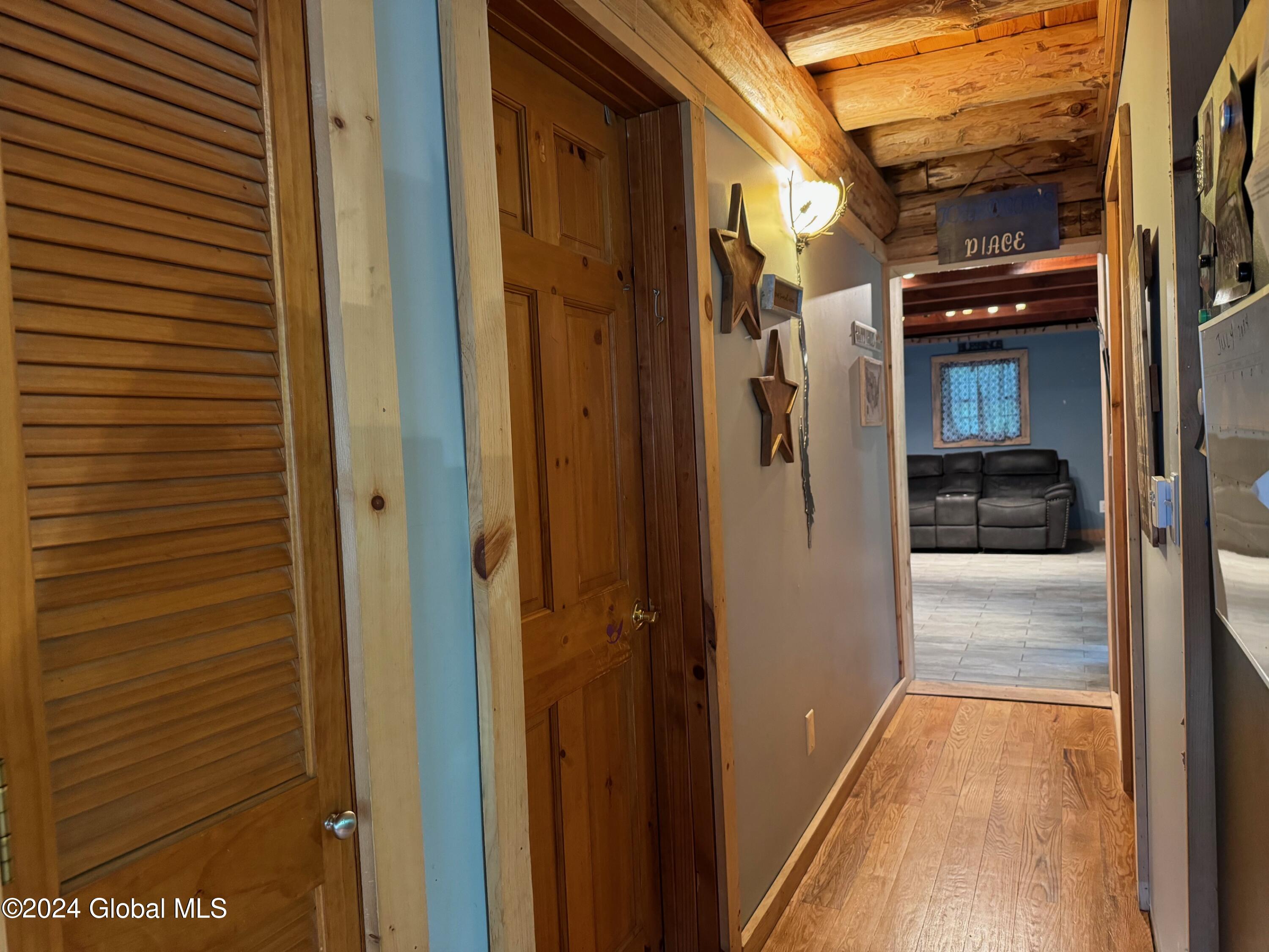 75 Forest Way Ticonderoga NY 12883