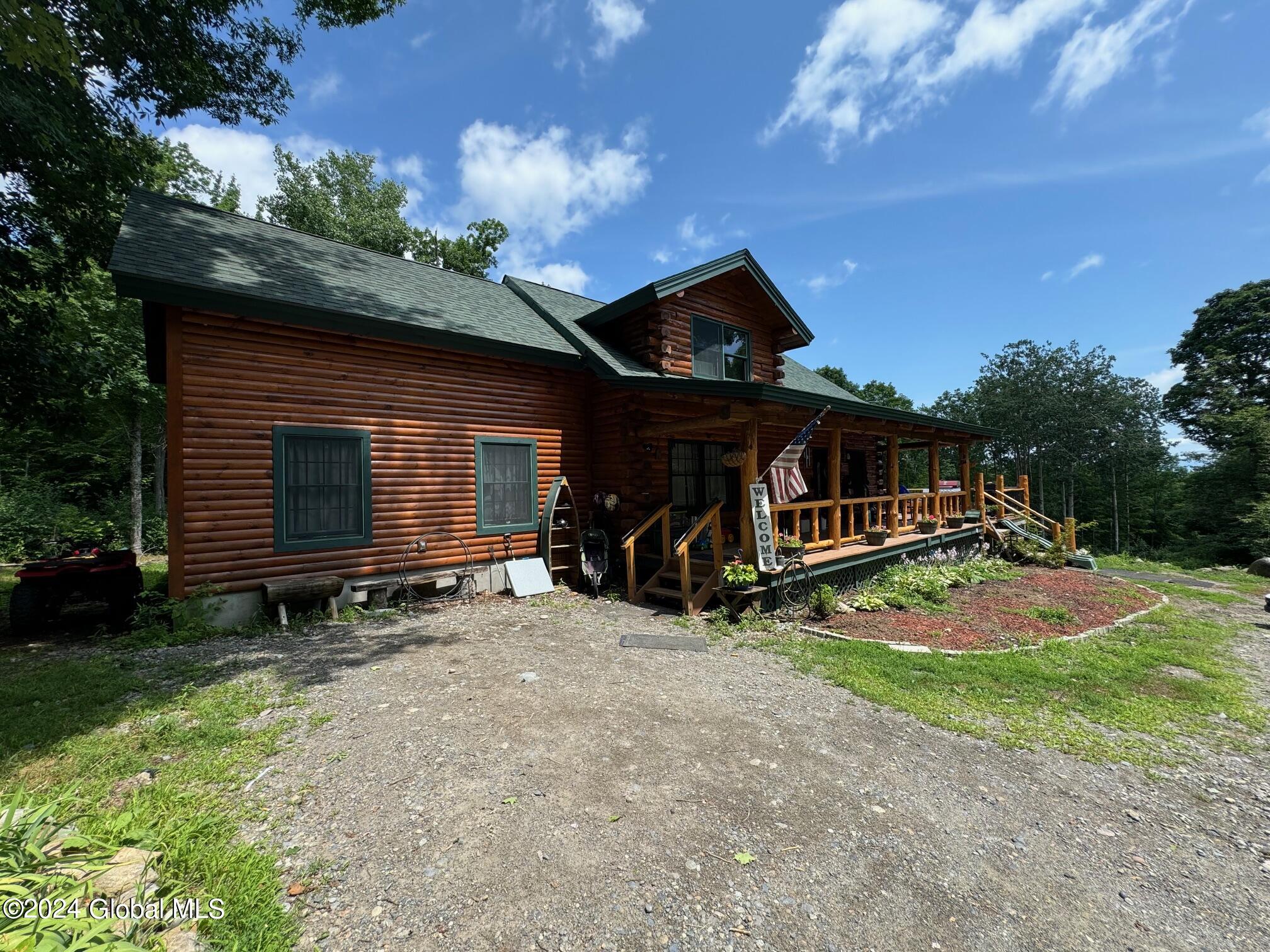 75 Forest Way Ticonderoga NY 12883