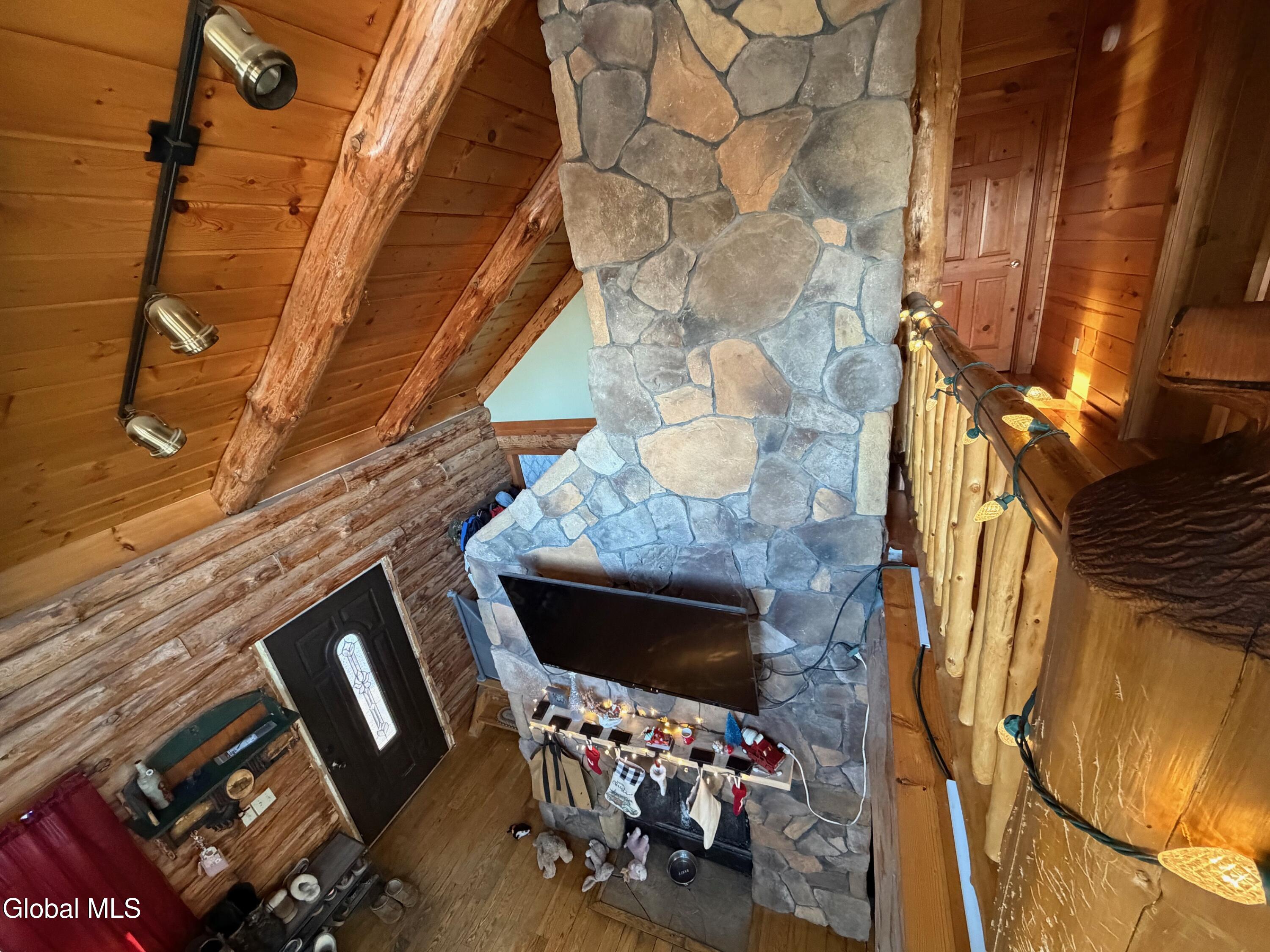 75 Forest Way Ticonderoga NY 12883