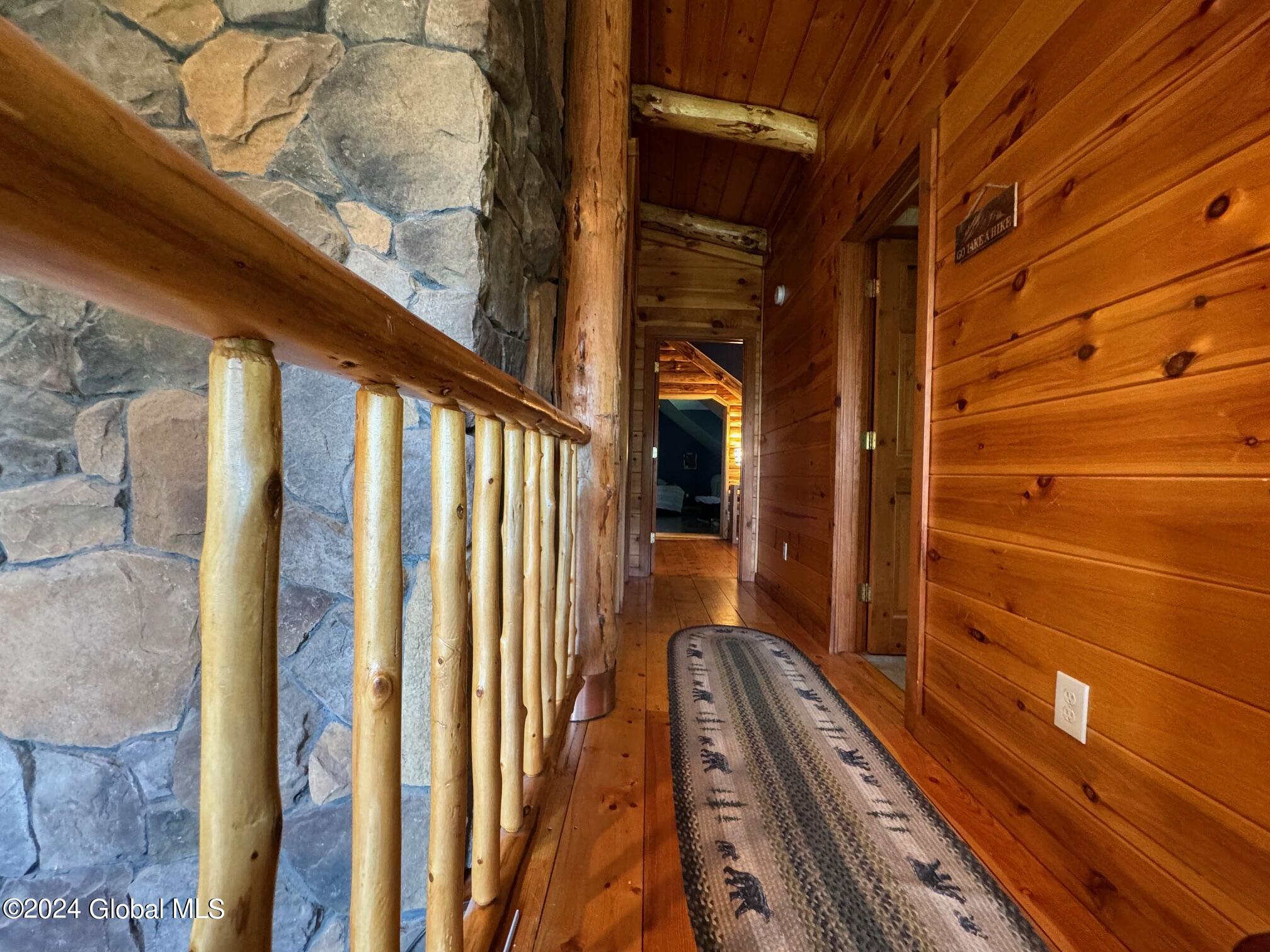 75 Forest Way Ticonderoga NY 12883