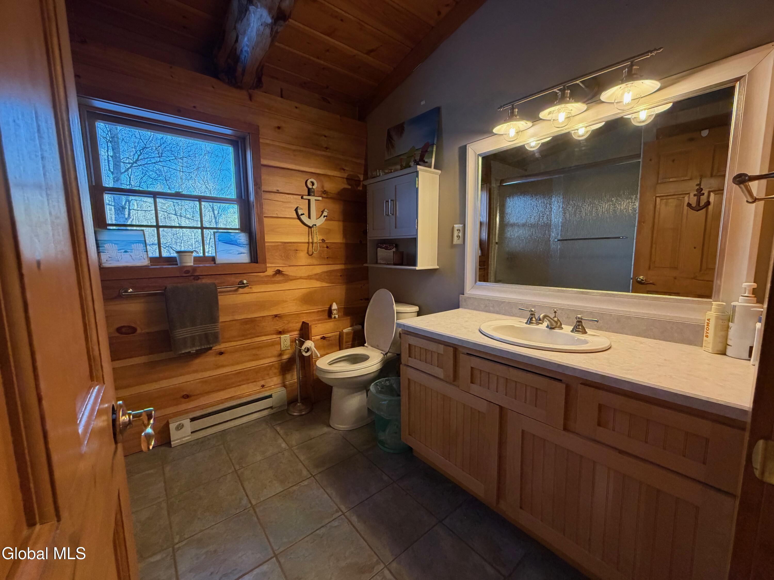 75 Forest Way Ticonderoga NY 12883
