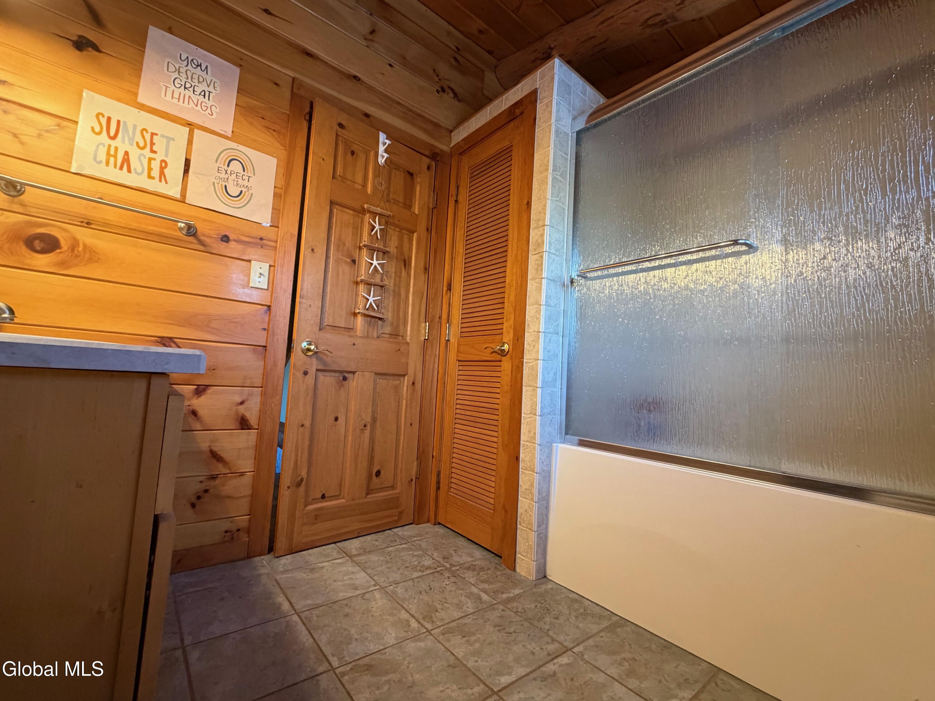 75 Forest Way Ticonderoga NY 12883