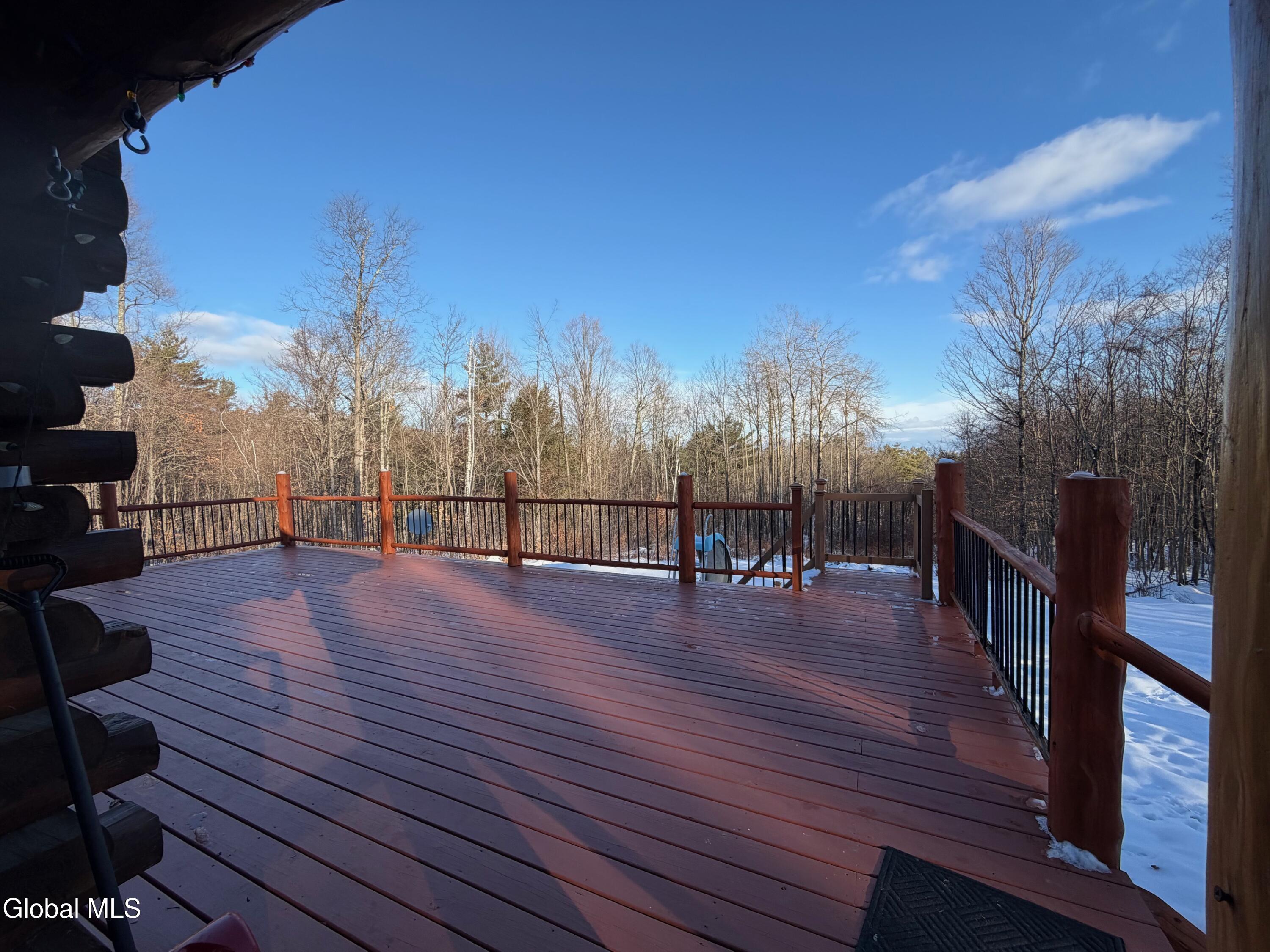 75 Forest Way Ticonderoga NY 12883
