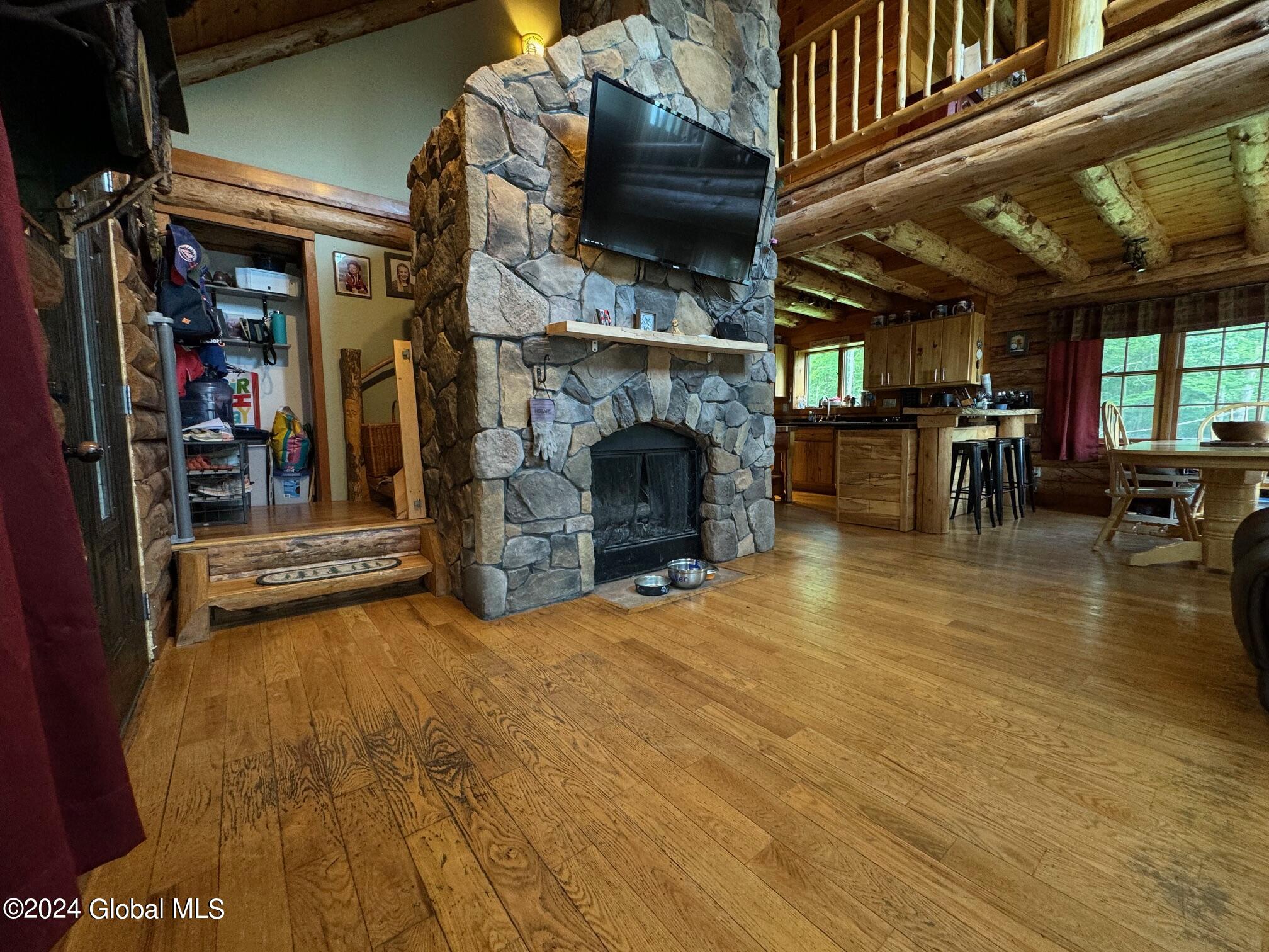 75 Forest Way Ticonderoga NY 12883
