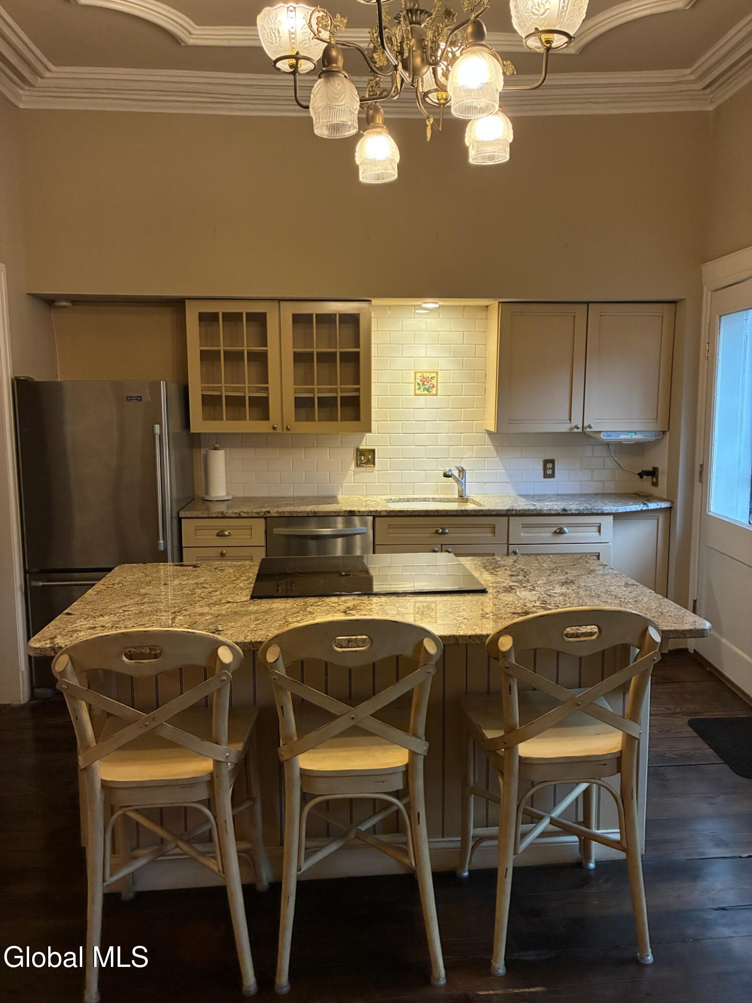 165 Lancaster Street Albany NY 12210